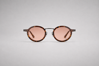 Tortoiseshell with gradient pink lenses